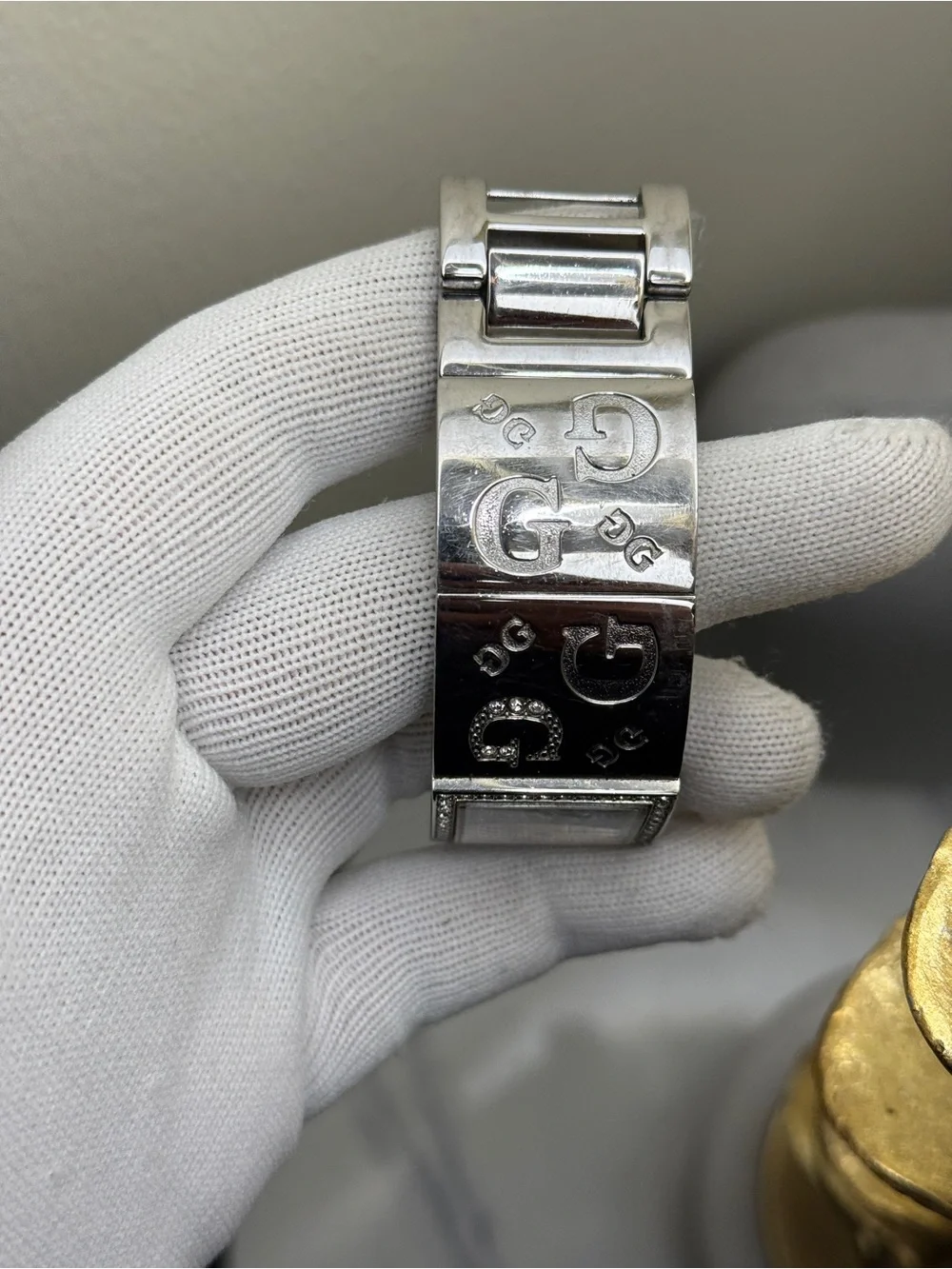 Guess Womens Watch 26mm Black Dial G Logo Crystal Bezel Bangle Watch